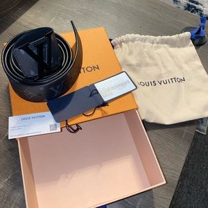 Black Louis Vuitton Belt